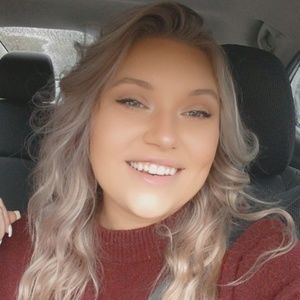 Meet your Posher, Cj